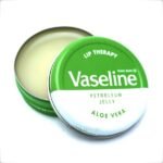 Vaseline Aloe Vera Petroleum Jelly Lip Therapy 20g